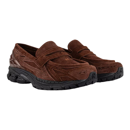 حذاء نيو بالانس 1906L من جلد الغزال بلون البلوط الغني