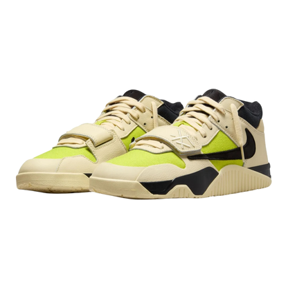 حذاء جوردان x ترافيس سكوت جامبمان جاك تي آر 'موسلين أسود لامع بنقشة الصبار'