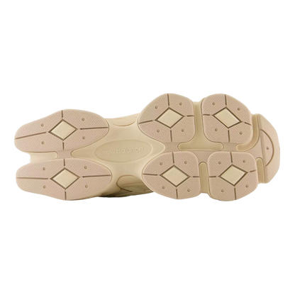 نيو بالانس 9060 "لون أسود حمامة"