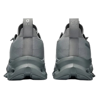 مجموعة "رمادي" من كلاودتيلت × لوي