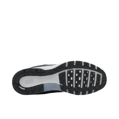 حذاء نايكي P-6000 "أسود أنثراسيت ورمادي دخاني"