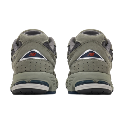 توازن جديد 2002R OG "رمادي فاتح"