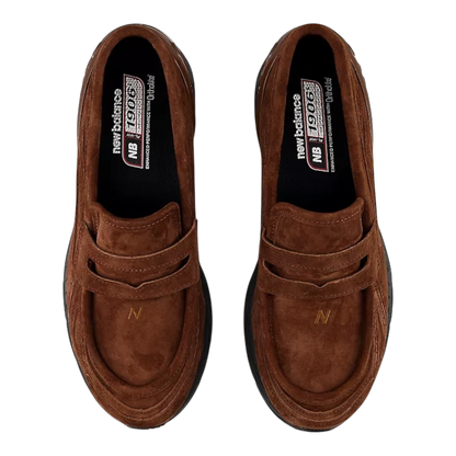 حذاء نيو بالانس 1906L من جلد الغزال بلون البلوط الغني