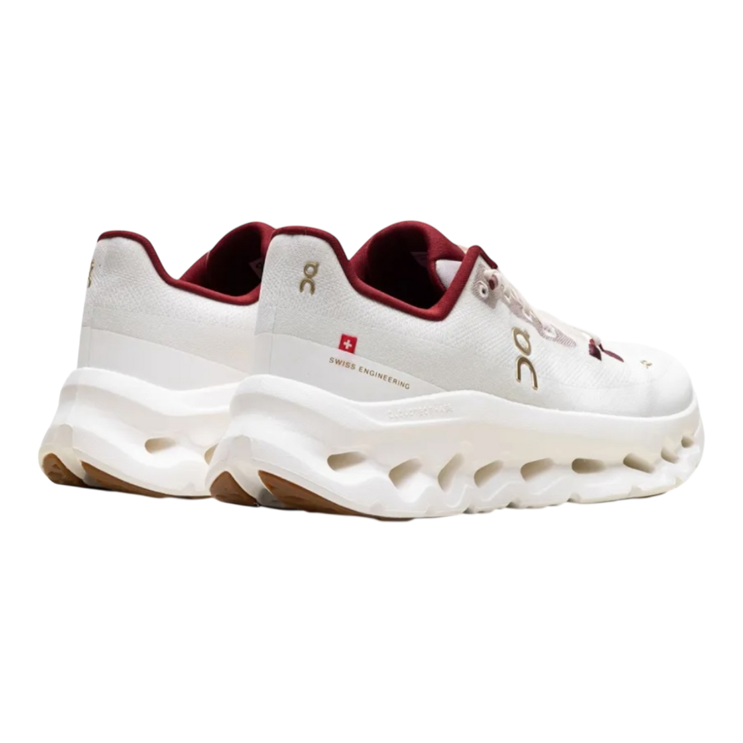 على كلاودتيلت 'لؤلؤي/عاجي'