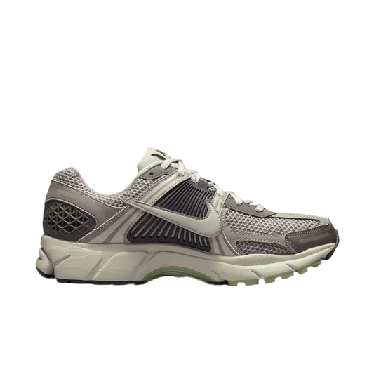 حذاء نايكي فوميرو 5 "كوبلستون"